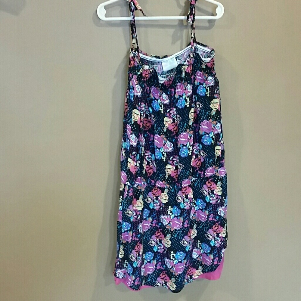 Colorful romper like new